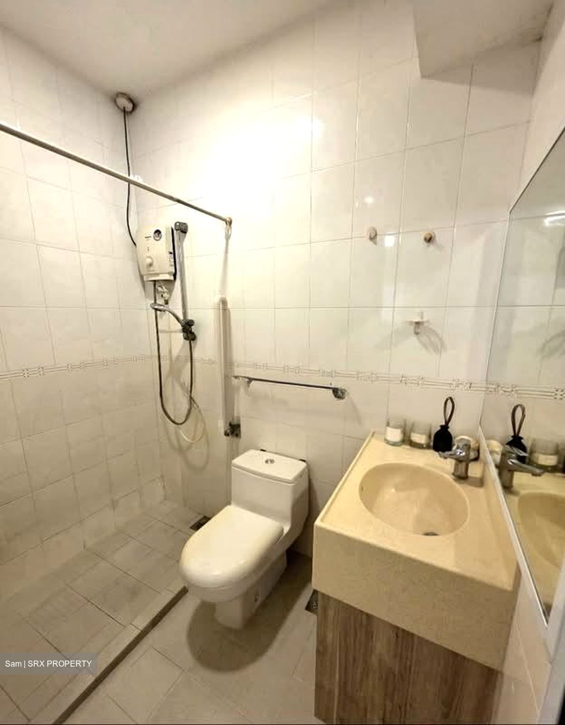 Charlton Park (D19), Terrace #537613291